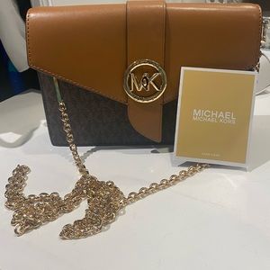 NWOT Michael Kors bag